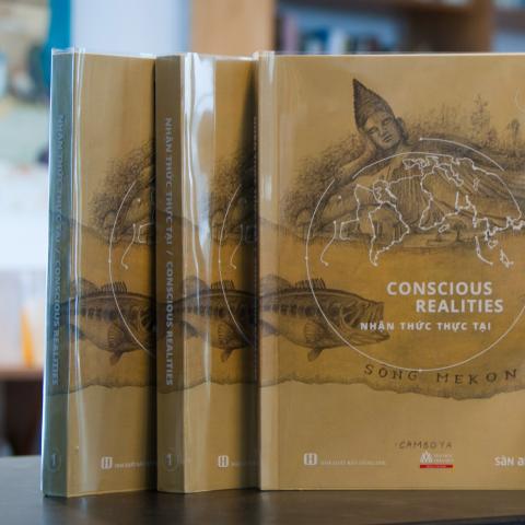 Conscious Realities Reader, Book 1, co-published by San Art and Hoa Sen University Press, 2016-2017