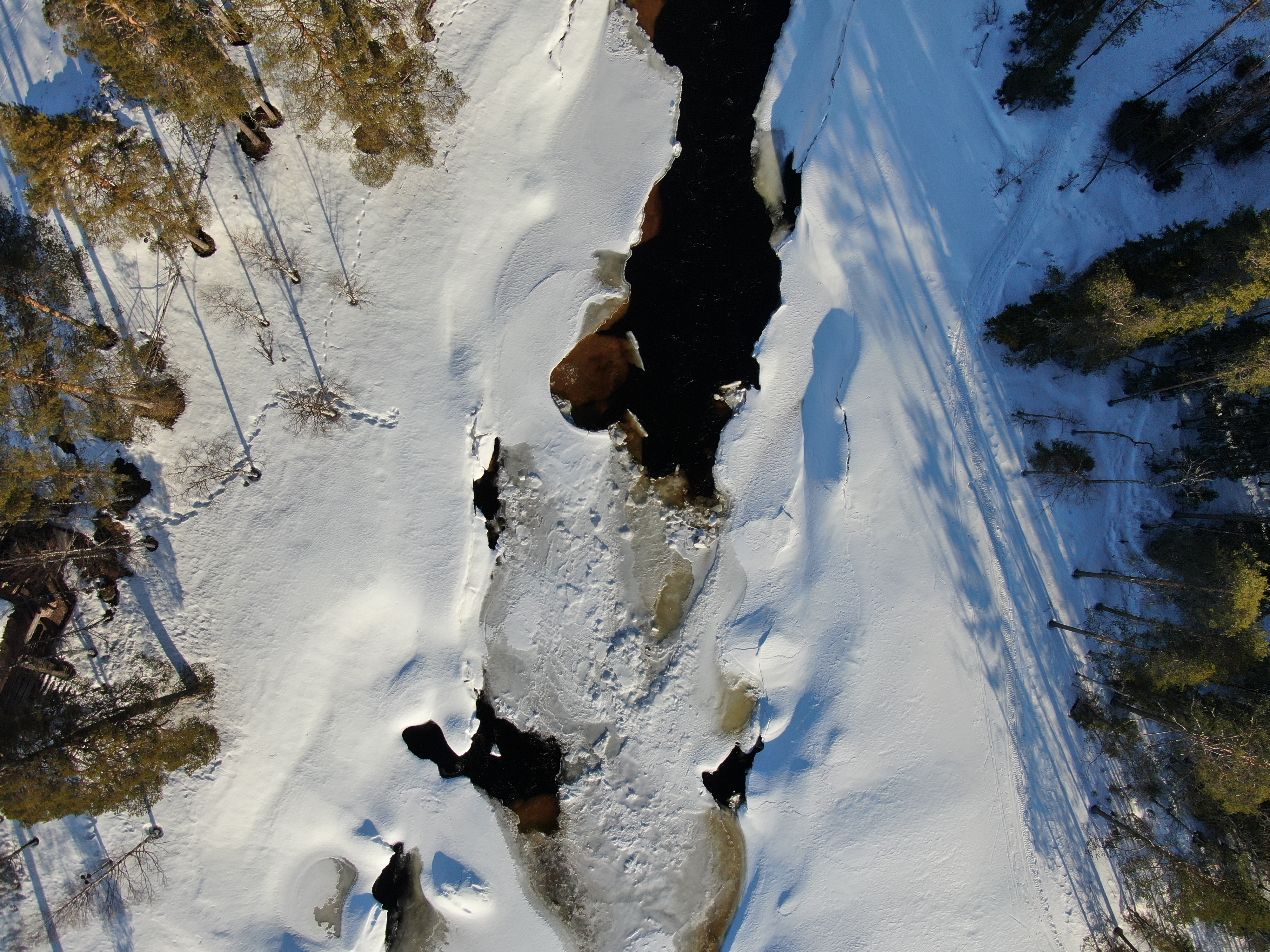 New digital aesthetics of the natural world, Drone Footage taken in April from the Vaattunkiköngäs in Northern Finland